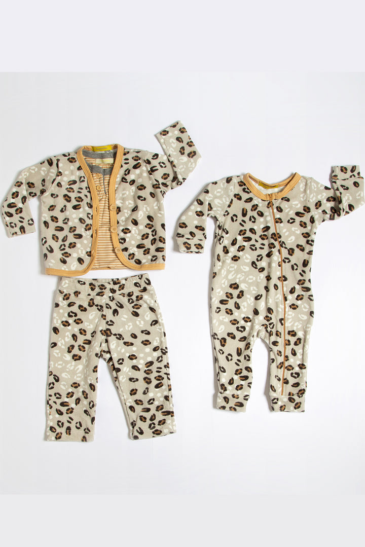 Conjunto Plush Bebê Oncinha