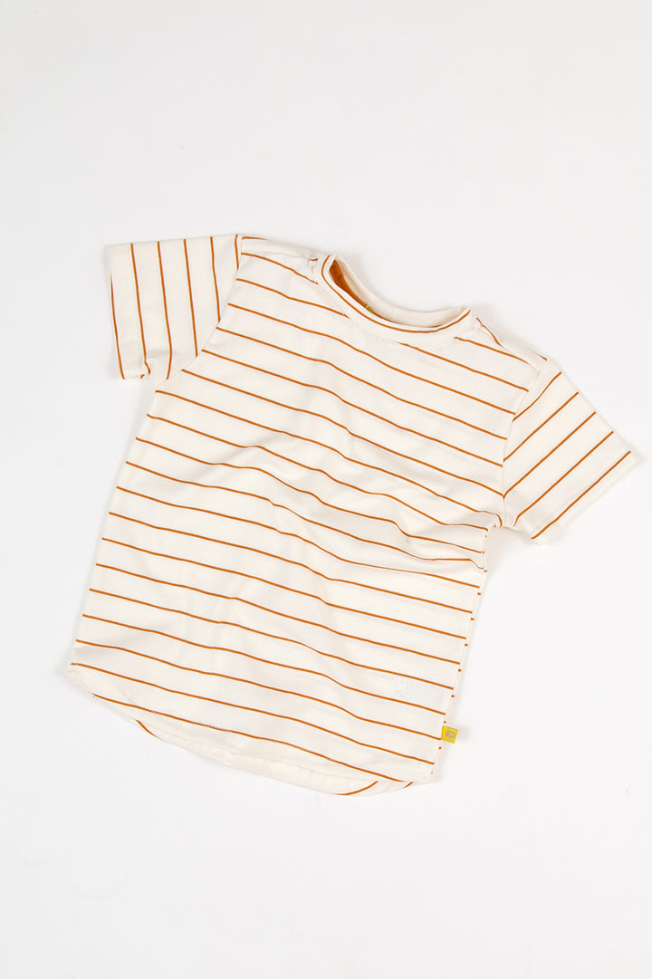 Camiseta Listrinha Caramelo